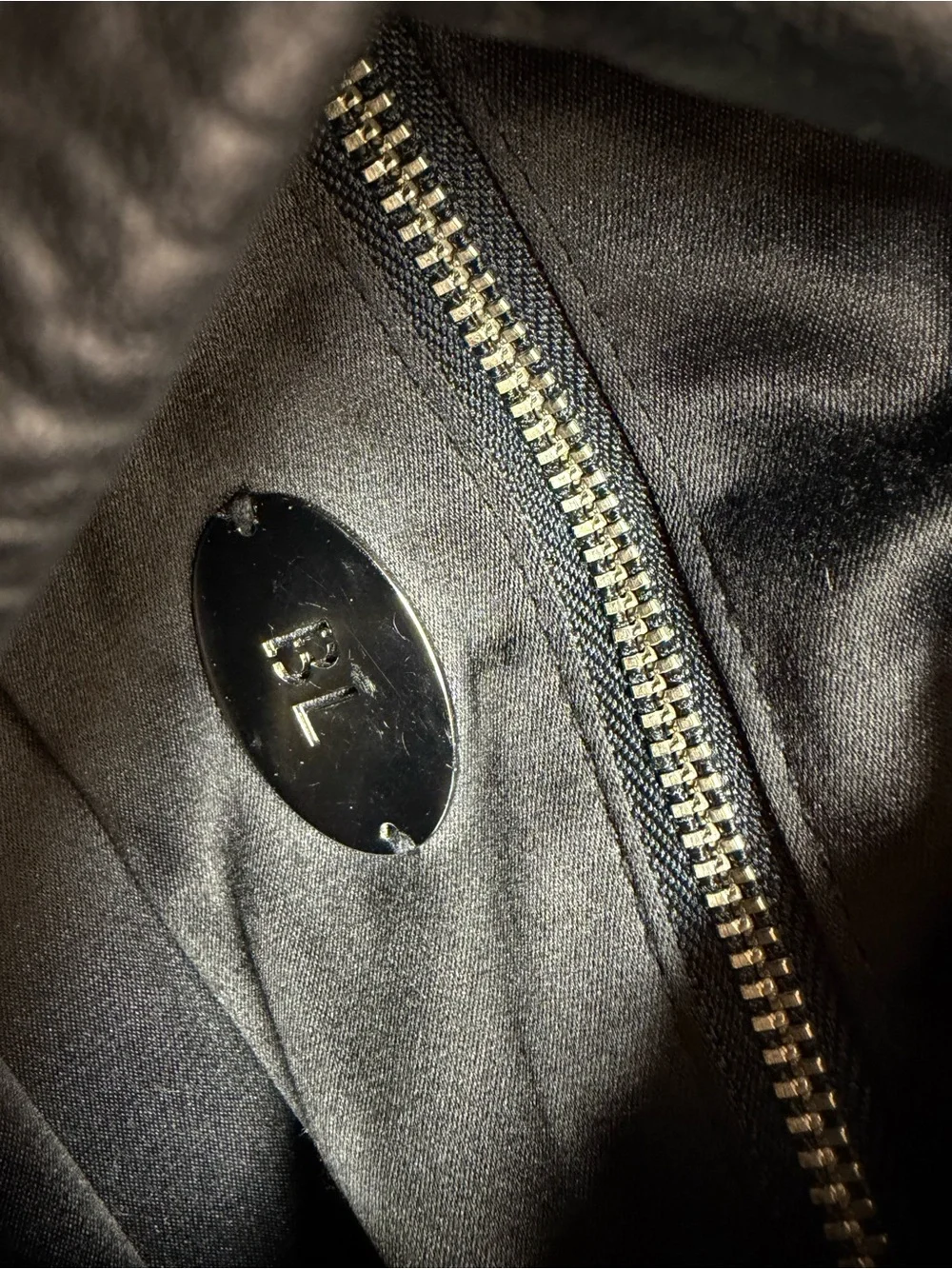 Bimba y Lola Summer 2010 Black Quilted Leather Drawstring Bucket Shoulder Bag - Picture 13 of 13